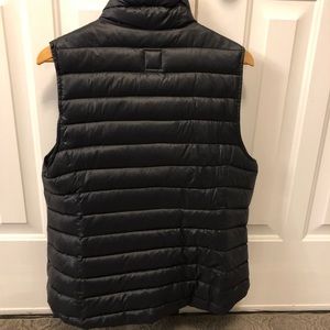Lightweight GAP puffer vest